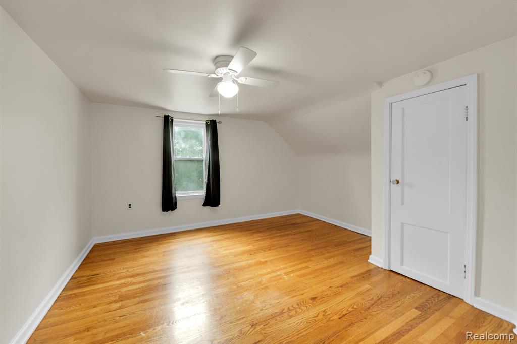 4901 HARDING Street, Dearborn Heights, MI 48125 — Photo 19