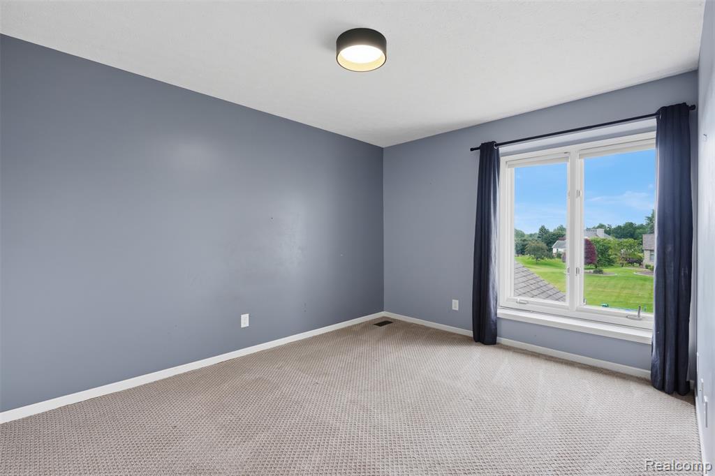 5336 Urbana Drive, Brighton, MI 48116 — Photo 25