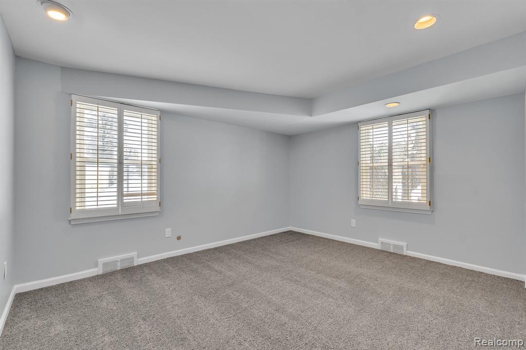 6576 Inkster Road, West Bloomfield, MI — Photo 46