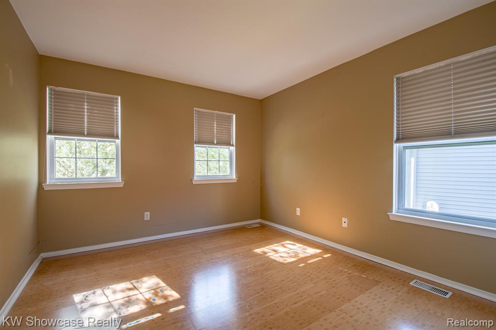 1420 POND VIEW, Wixom, MI 48393 — Photo 19