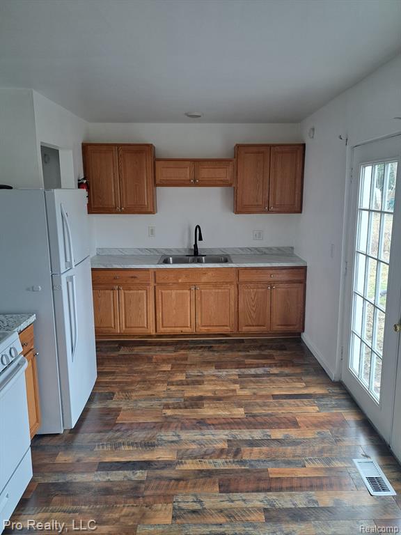 1216 WOODGLEN Avenue, Ypsilanti, MI 48198 — Photo 15
