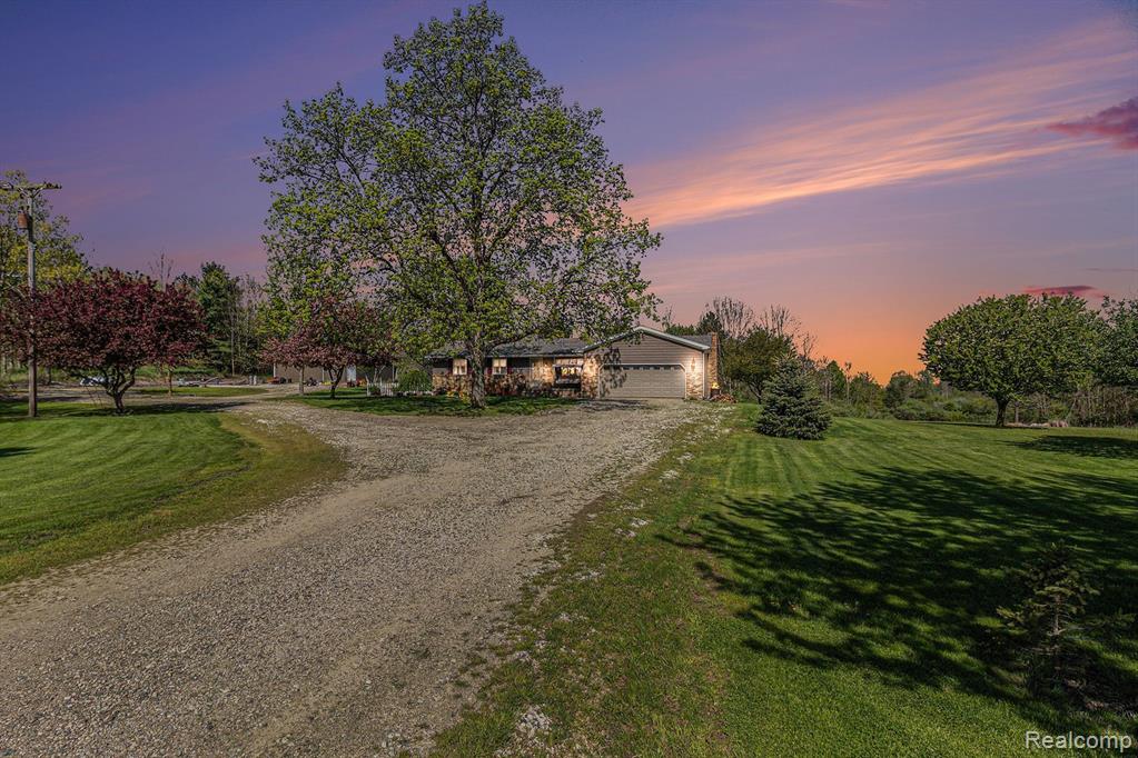 4172 SKINNER LAKE Road, Lapeer, MI 48446 — Photo 2