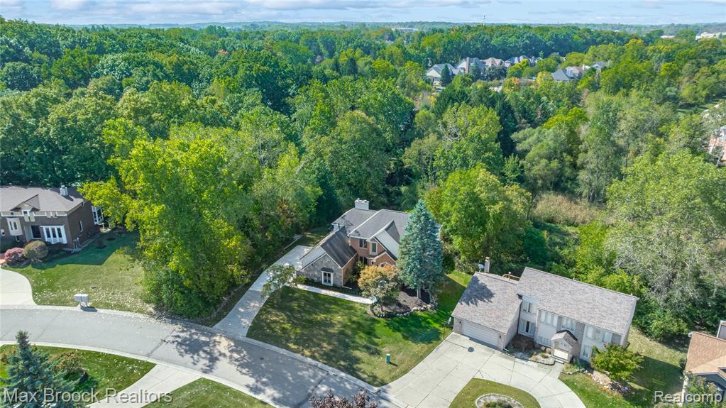 7219 Oakwood Drive, West Bloomfield, MI — Photo 75