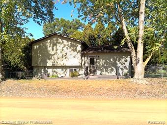 3225 Oakridge Drive, Highland, MI 48356 — Photo 2