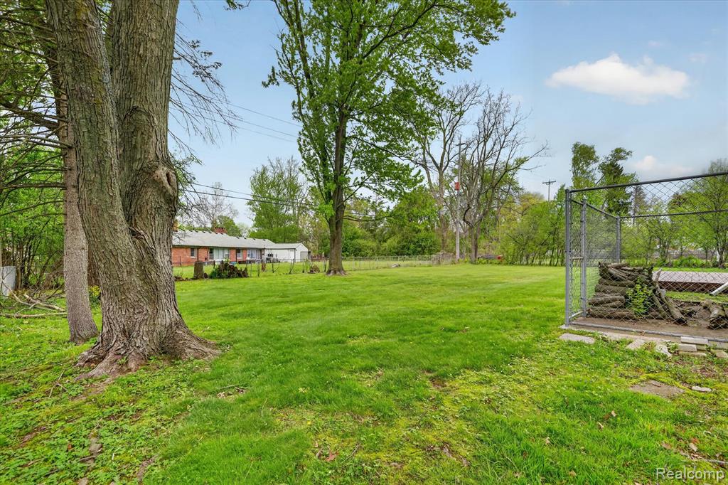6576 Inkster Road, West Bloomfield, MI — Photo 62