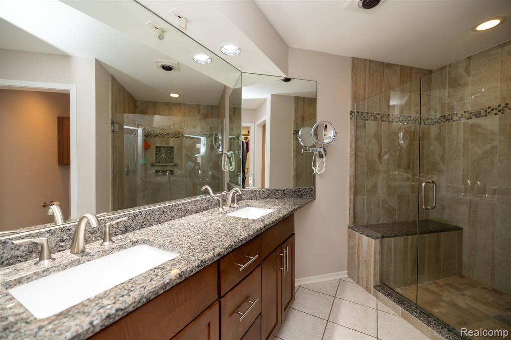 762 Golden Shores, White Lake, MI — Photo 25