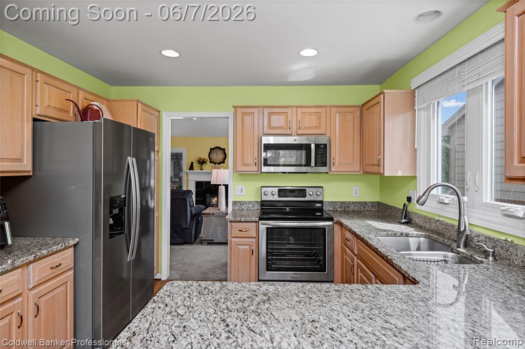 52505 Westcreek Drive Drive, Macomb, MI 48042 — Photo 15