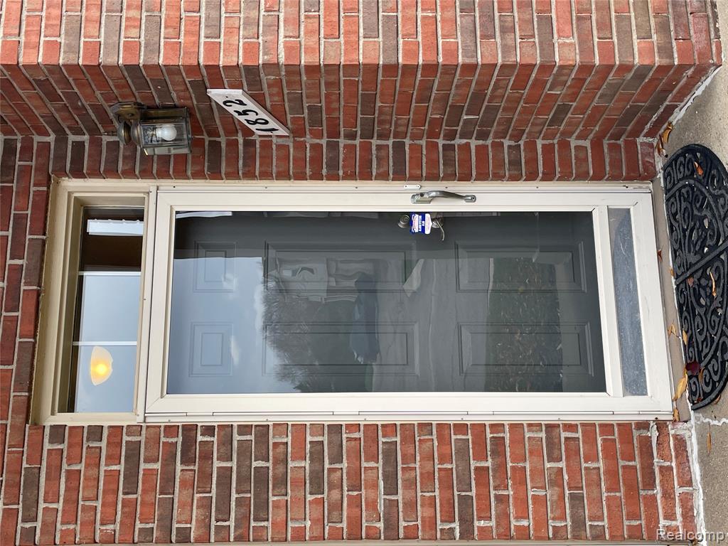1852 Flagstone Circle, Rochester, MI 48307 — Photo 2