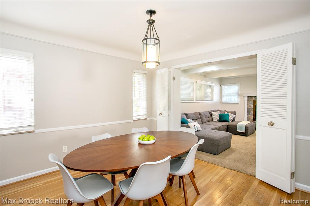 26015 ALLOR Avenue, Huntington Woods, MI — Photo 11