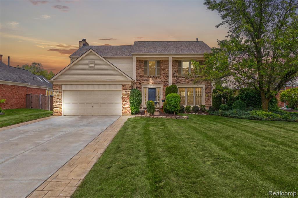 45300 White Pines Drive, Novi, MI — Photo 32