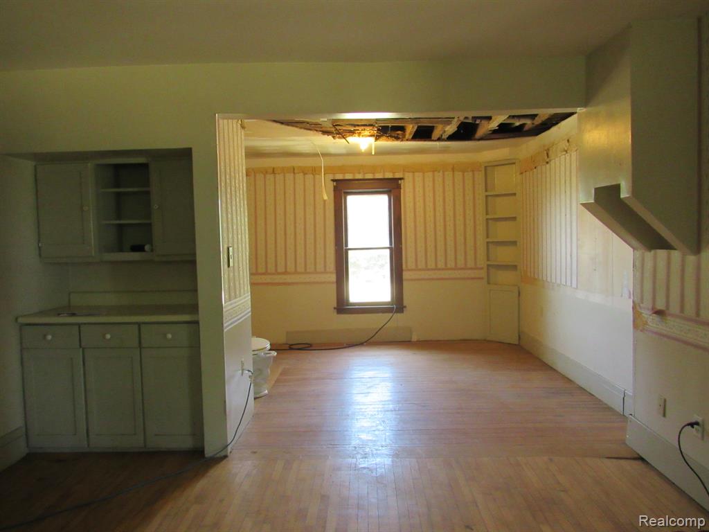695 W Cass Avenue Road, Bay City, MI 48708 — Photo 11