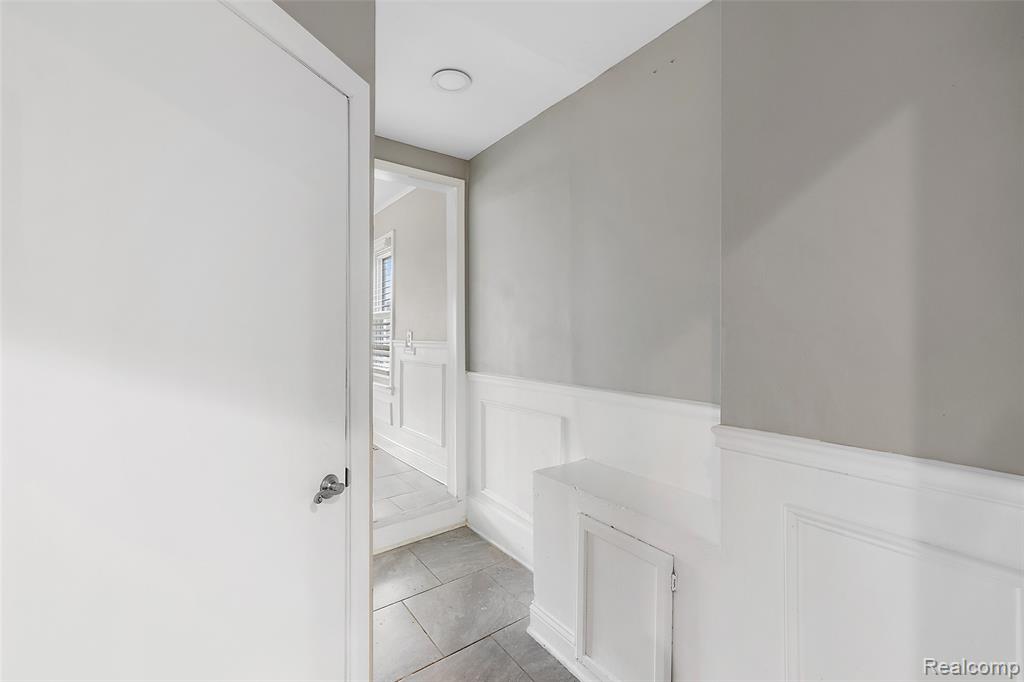 5869 Marvin Street, Taylor, MI 48180 — Photo 21