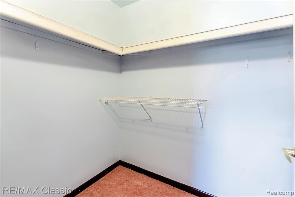9039 Lake E Road, Clarkston, MI 48348 — Photo 29