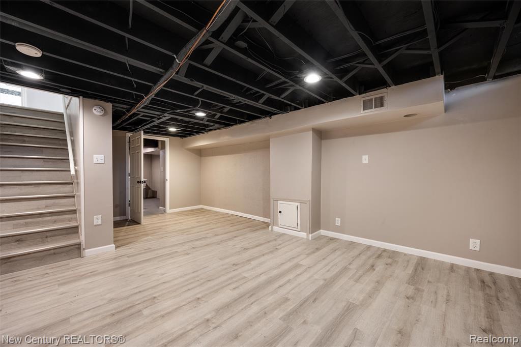 1720 Westbrook Drive, Madison Heights, MI 48071 — Photo 18