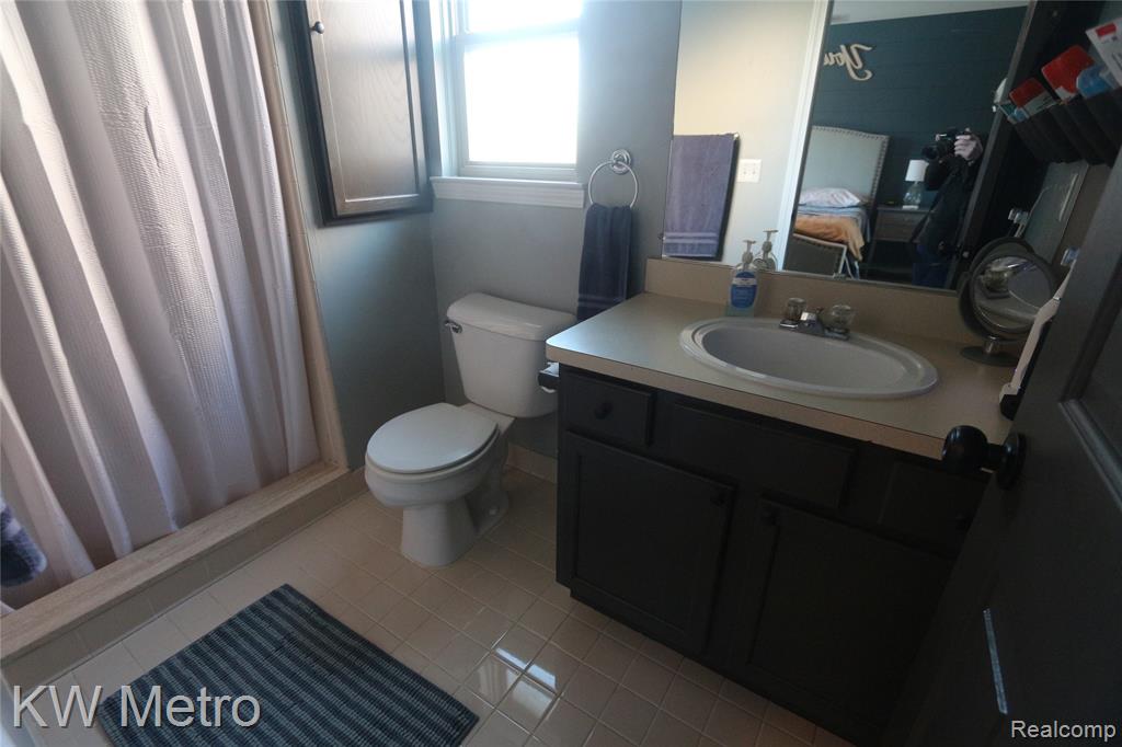 27091 Graham Drive, New Baltimore, MI 48047 — Photo 13