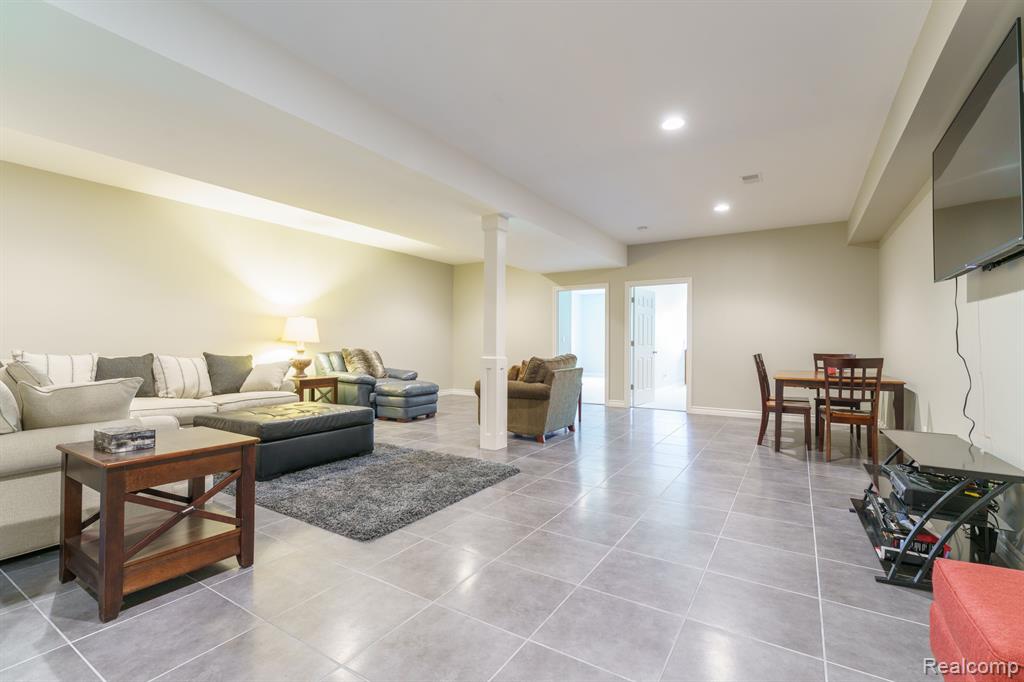 10031 IOSCO RIDGE Drive, Gregory, MI 48137 — Photo 39