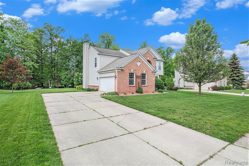 9164 Parkside Drive, Grand Blanc, MI 48439 — Photo 2