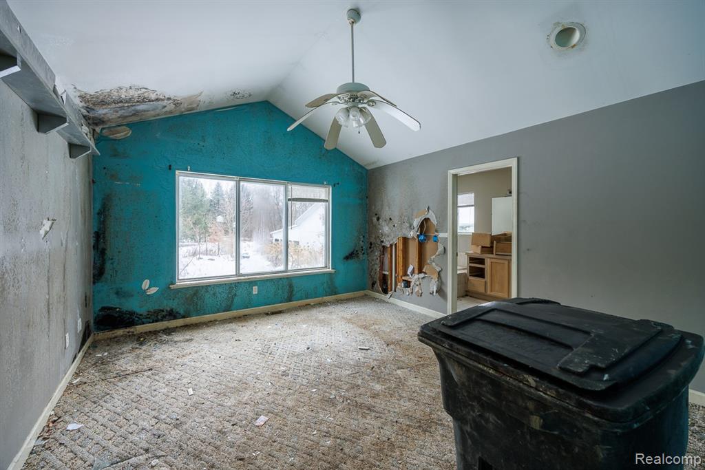 4394 N Center Road, Flint, MI 48506 — Photo 9