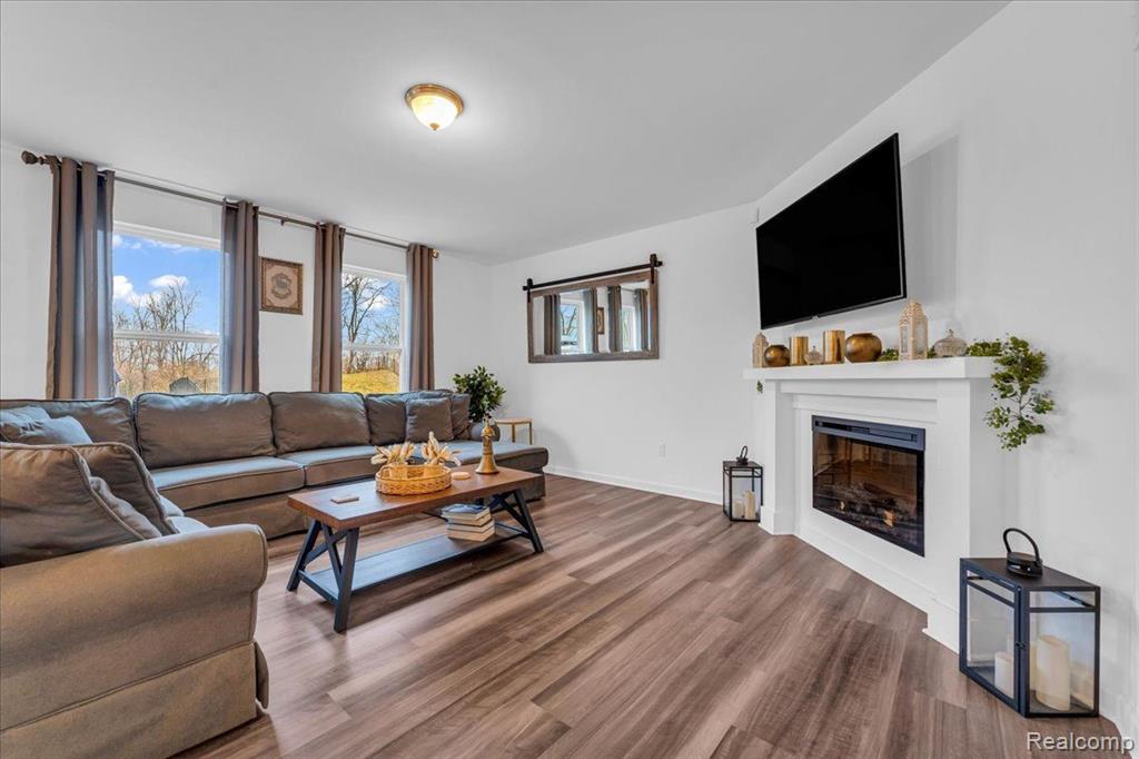 9556 NATURE VIEW Lane, Ypsilanti, MI 48197 — Photo 9