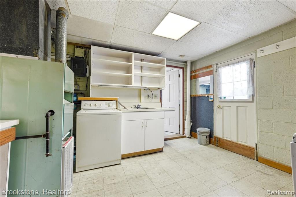 41491 Dequindre Road, Troy, MI 48085 — Photo 21