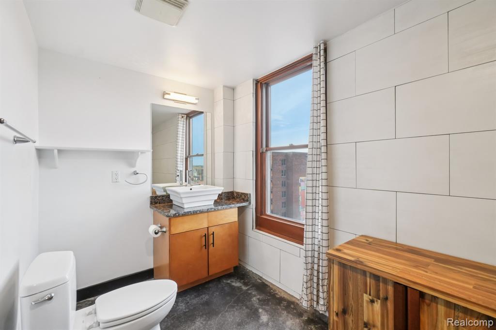 2915 John R Street, Detroit, MI 48201 — Photo 13