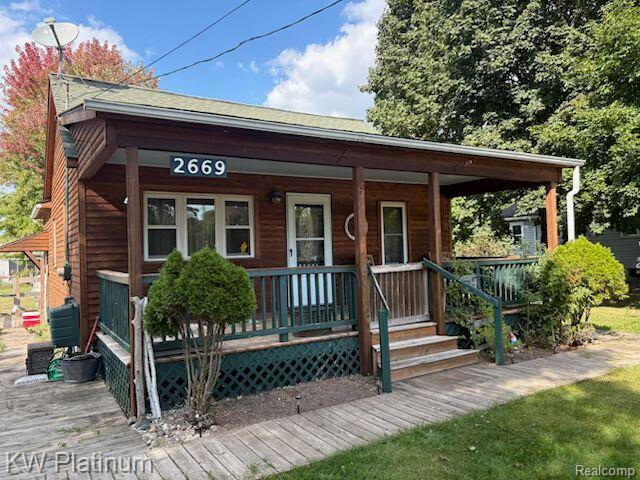 2669 Imlay City Road N, Lapeer, MI 48446 — front exterior