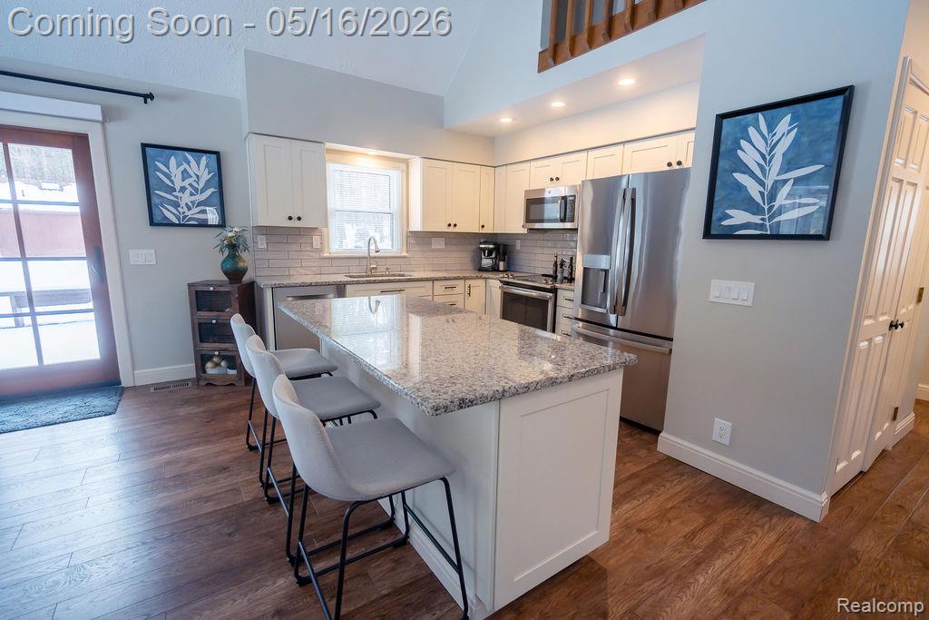 9256 Pine Hill Trail, Fenton, MI 48430 — Photo 22