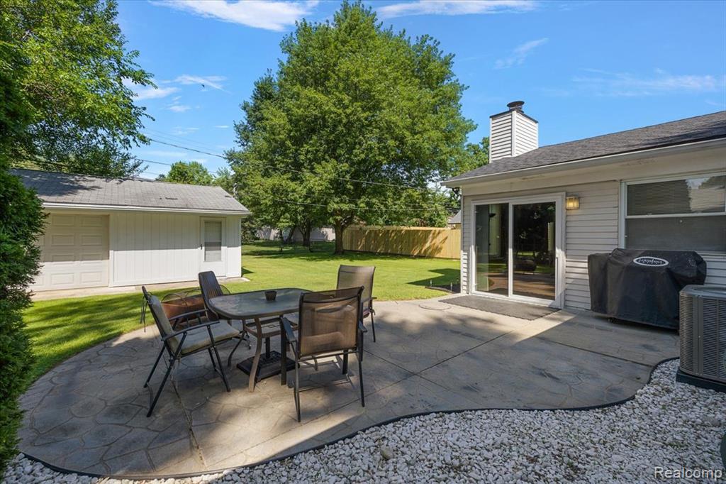 45481 Wakefield Street, Shelby Twp, MI 48317 — Photo 39