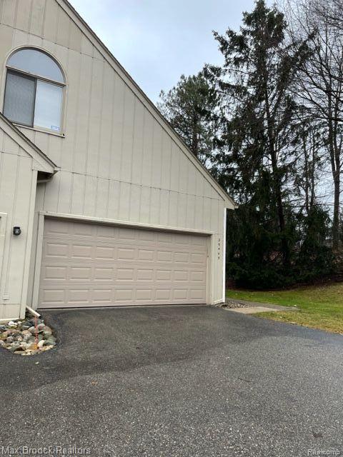 116 W SE Main Street, Caledonia, MI, 49316