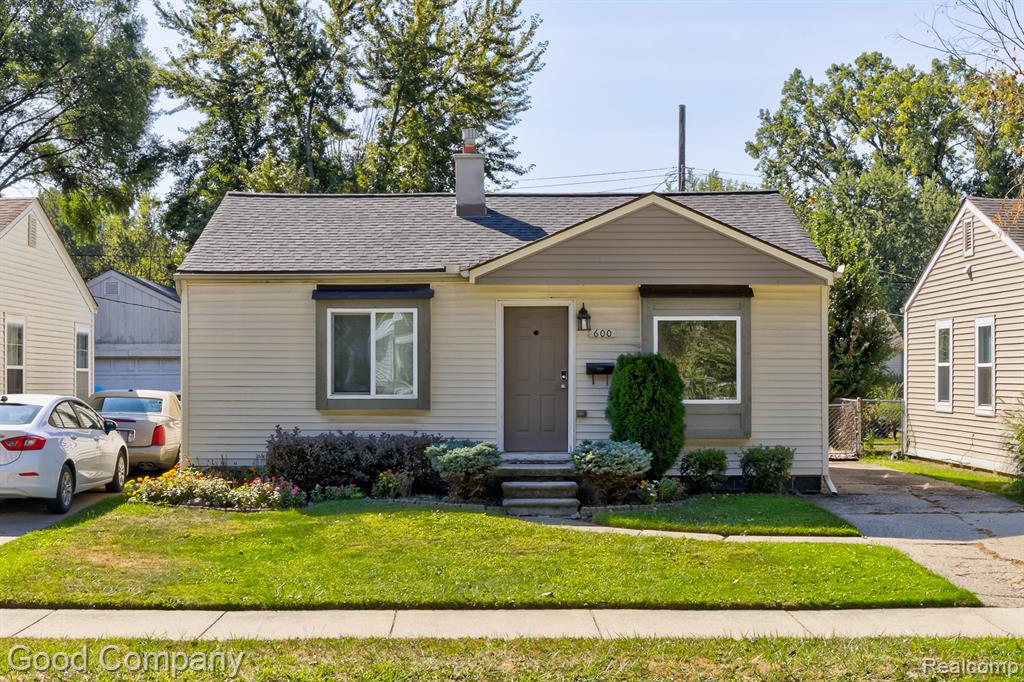 600 E Kalama Avenue, Madison Heights, MI 48071 — Photo 20