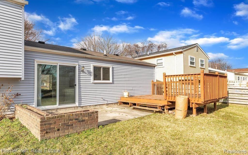 9224 PANAMA Avenue, Ypsilanti, MI 48198 — Photo 25