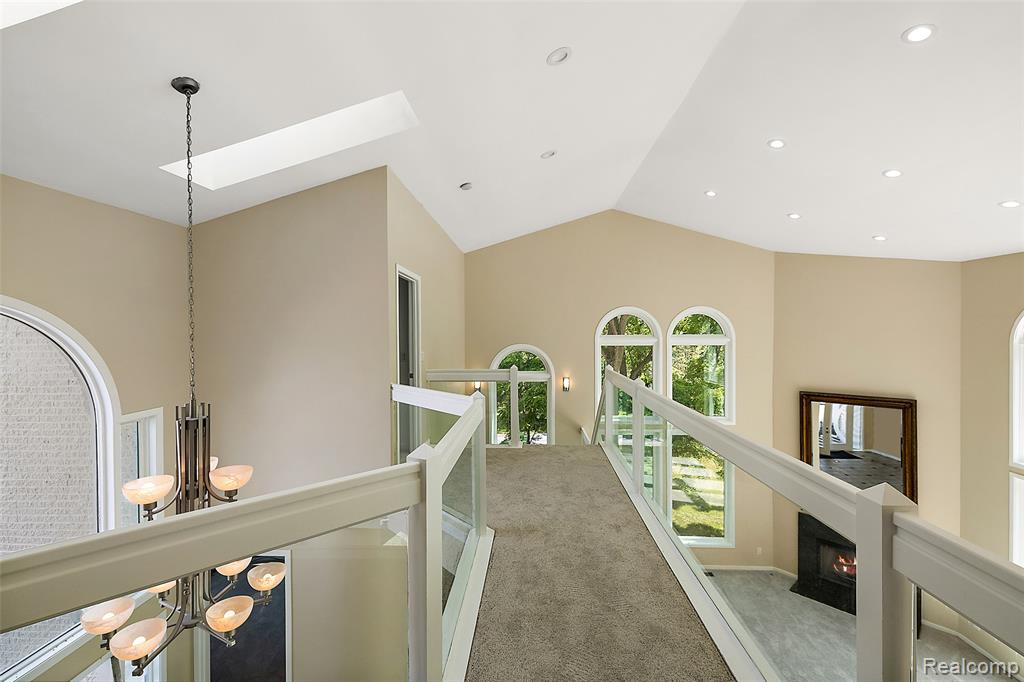 6358 Golden Lane, West Bloomfield, MI — Photo 43