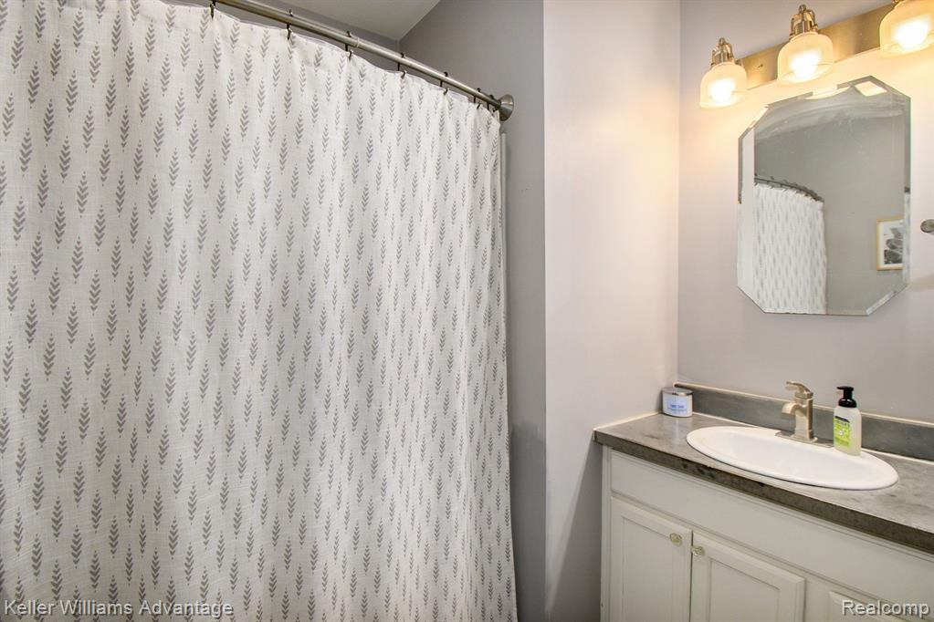 433 FULTON Street, Williamston, MI 48895 — Photo 11