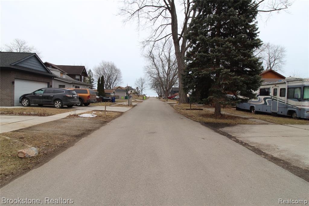27796 Moran Street, Harrison Township, MI — Photo 25