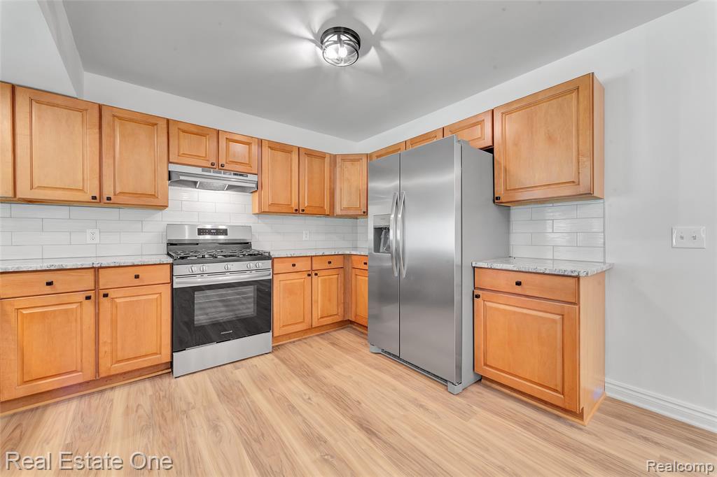 45467 Sterritt Street, Utica, MI 48317 — Photo 15