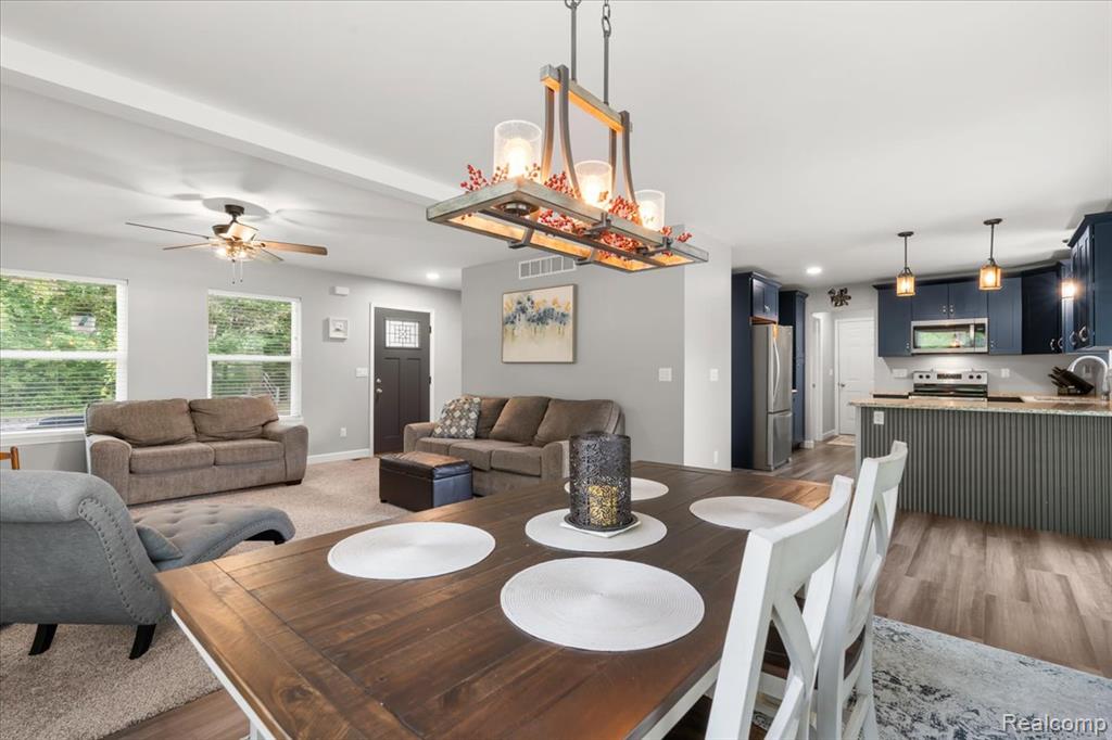 2230 Briar Ridge, Wolverine Lake, MI 48390 — Photo 10