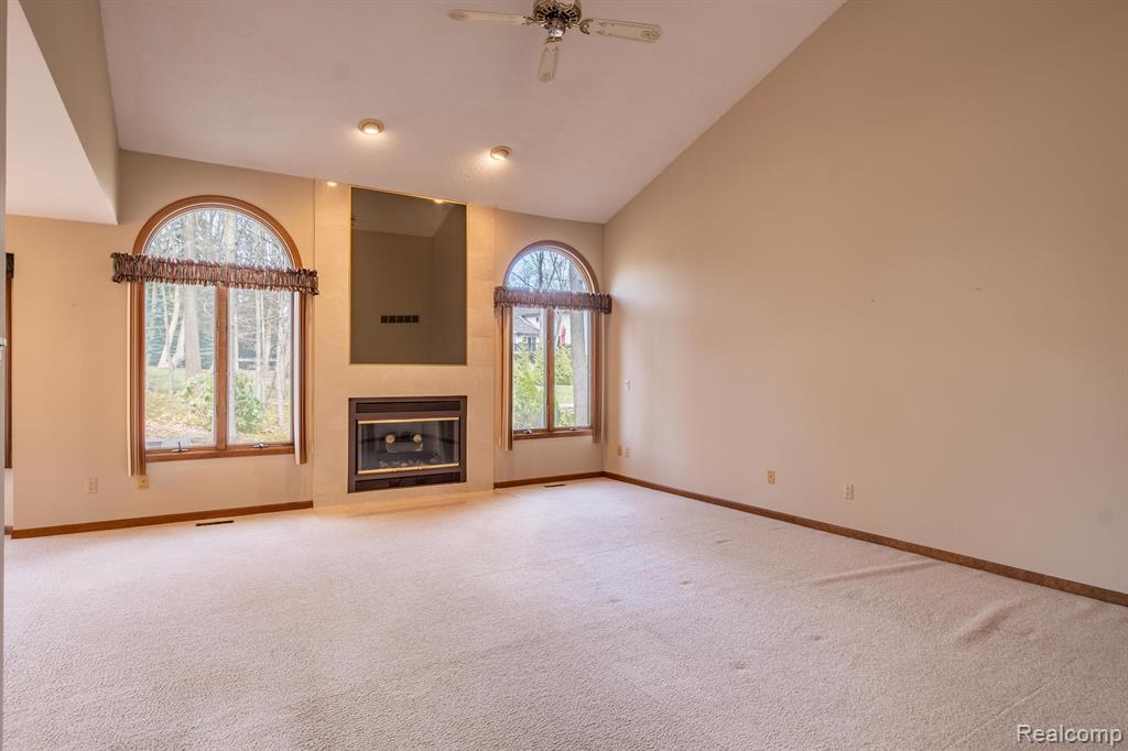 4435 OAK POINTE Drive, Brighton, MI 48116 — Photo 13