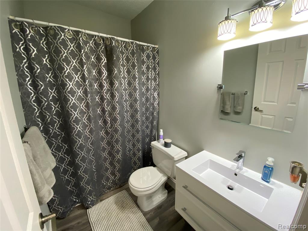 49435 Plymouth Way, Plymouth, MI 48170 — Photo 8