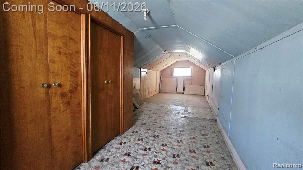 4085 Pine Grove Avenue, Fort Gratiot, MI 48059 — Photo 15