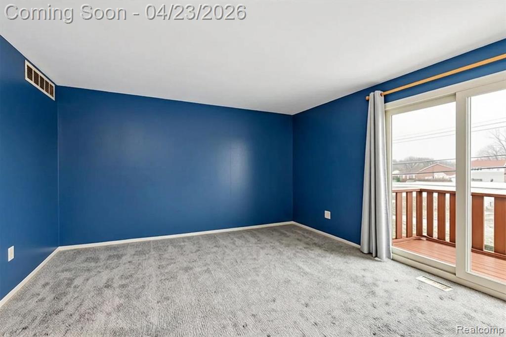 8114 Clay Court, Sterling Heights, MI 48313 — Photo 18