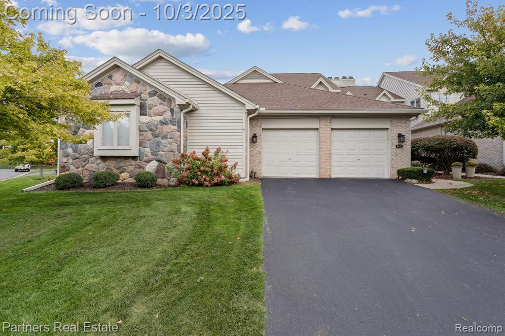 4441 GLEN EAGLES Court, Brighton, MI 48116 — Photo 4