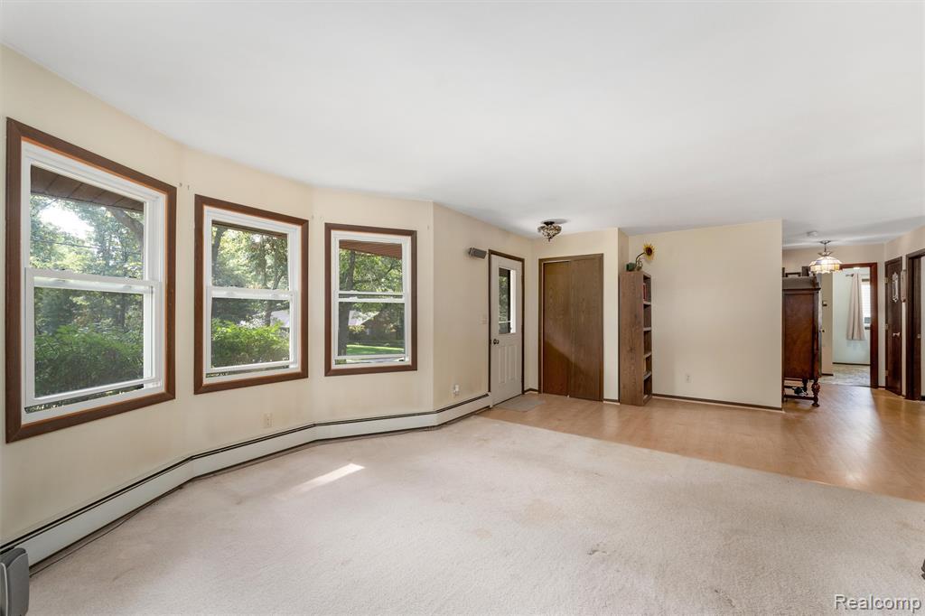711 S Newman Road, Lake Orion, MI 48362 — Photo 6