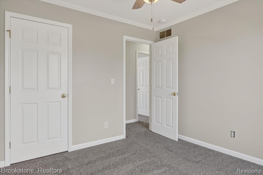 116 Maple Boulevard, Monroe, MI 48162 — Photo 18