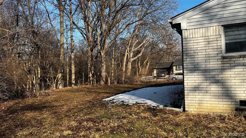 7715 Deering Street, Westland, MI — Photo 5
