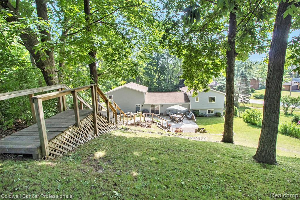 5885 Rockcroft Boulevard, Clarkston, MI — Photo 25