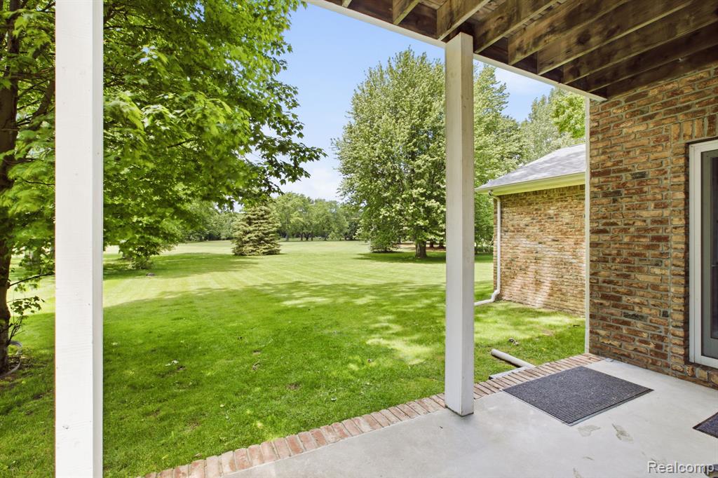 3269 Saint Andrews Drive, Port Huron, MI 48060 — Photo 33