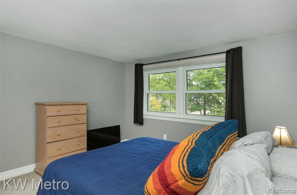 635 Timberline Drive, Rochester Hills, MI 48309 — Photo 27