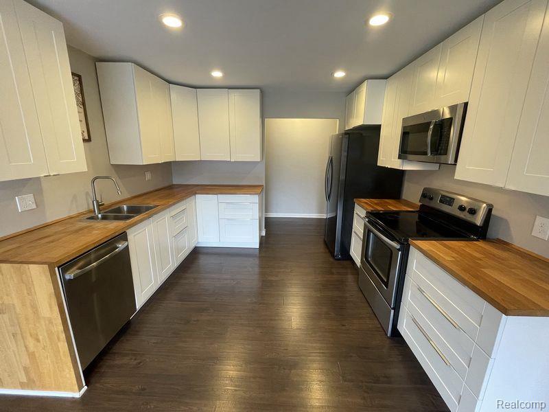 4924 BROOMFIELD, West Bloomfield, MI — Photo 3