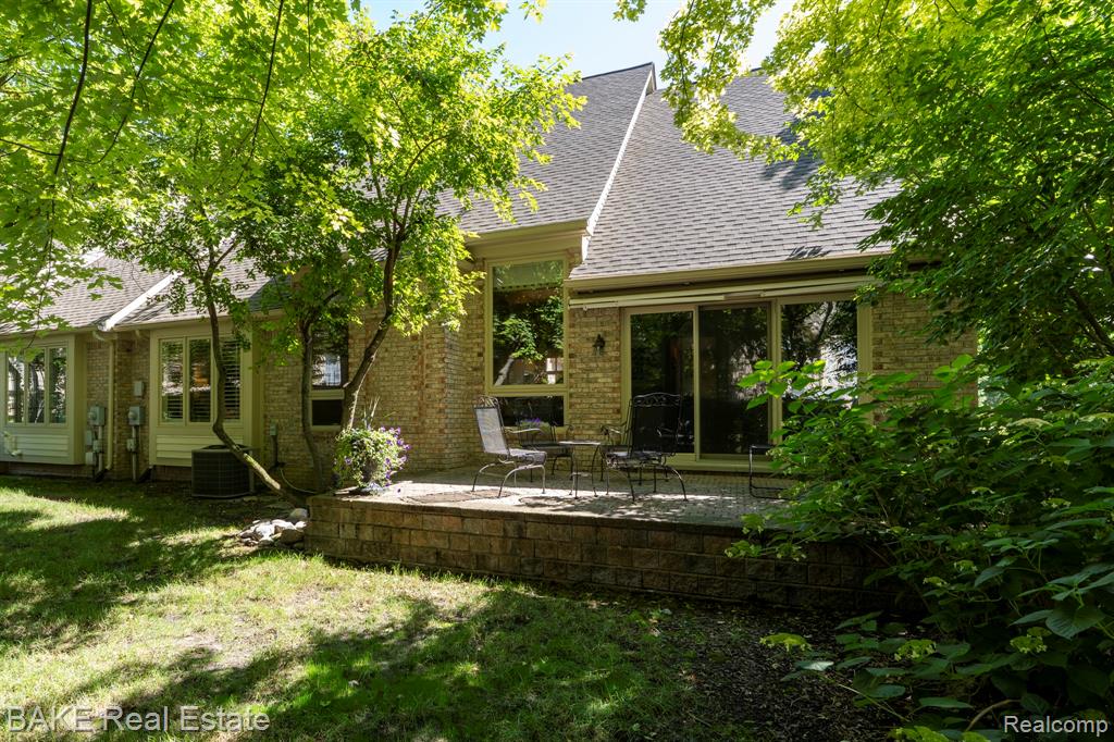 9407 Timberline Court, Plymouth, MI 48170 — Photo 38
