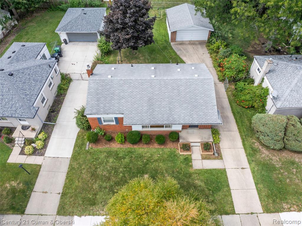 9235 Texas Street, Livonia, MI 48150 — Photo 8